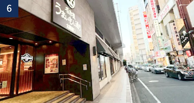 名古屋うまいもん通り沿いに直進します。